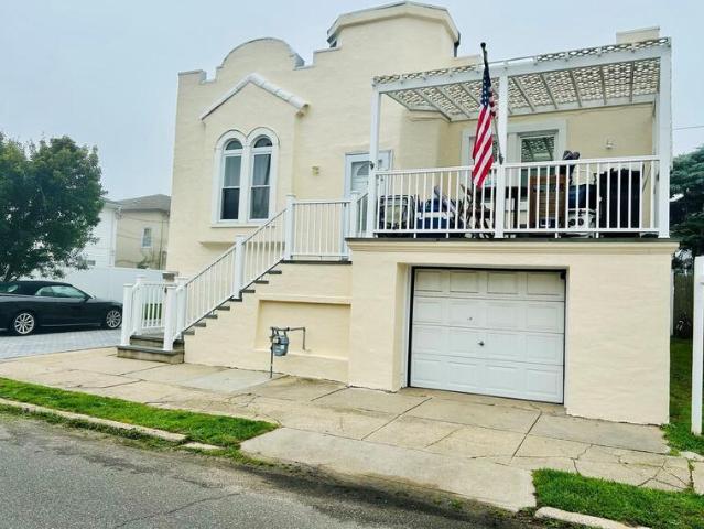 Duplex for sale in Long Beach Duplex for sale in Long Beach
