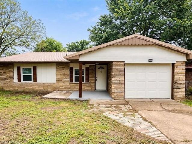 House for sale in Sallisaw, Oklahoma