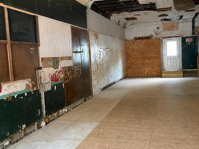 Commercial for sale in Historic District, Hillsborough