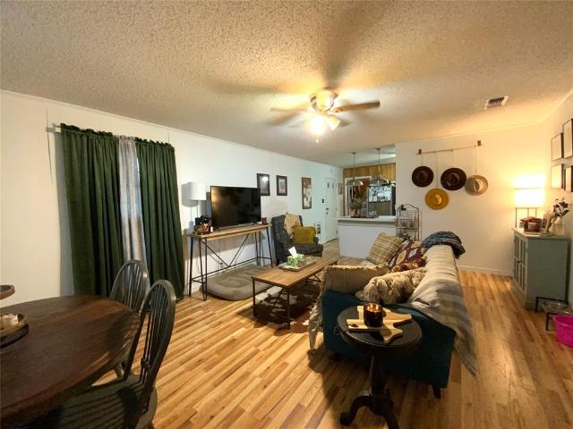 House for sale in Comanche, Comanche County