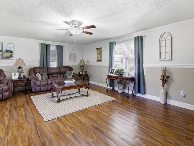 House for sale in Etowah, Alabama
