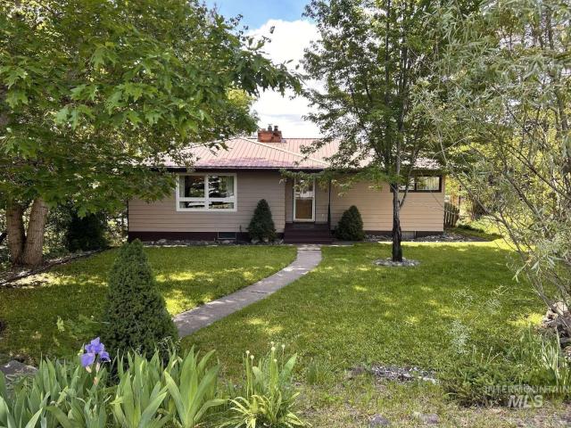 House for sale in Troy, Idaho