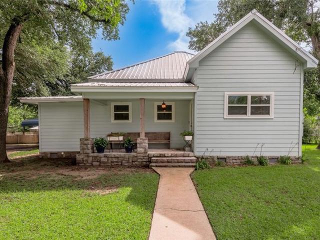House for sale in Madisonville, Texas