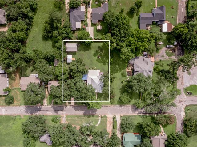 House for sale in Madisonville, Texas