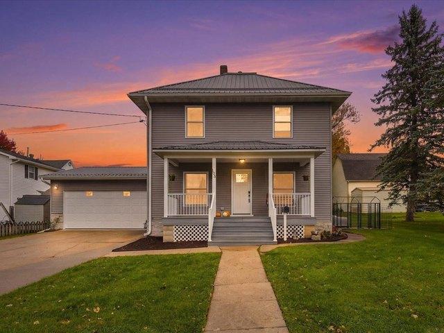 House for sale in Waukon, Allamakee County