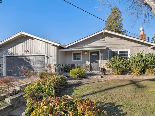 House for sale in Pleasant Hill, California