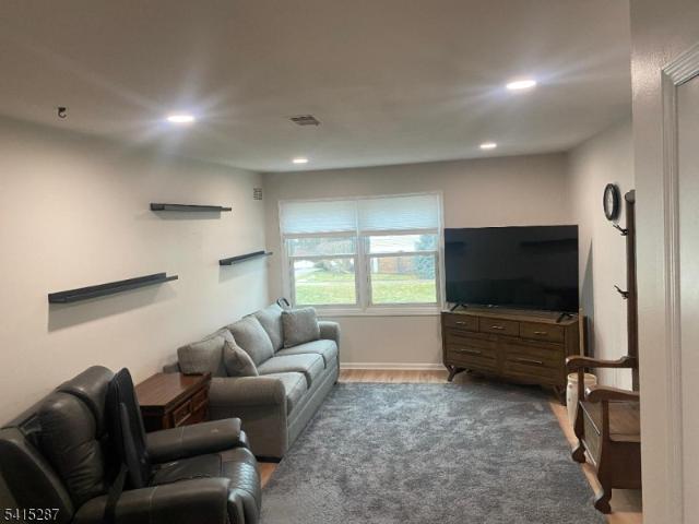 Property for rent in Pequannock, New Jersey