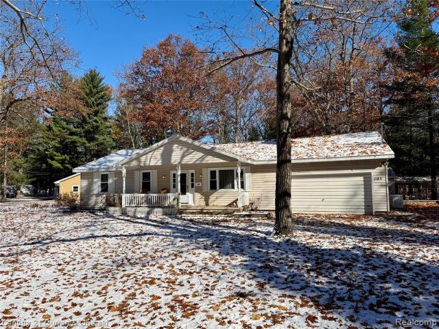 House for sale in Houghton Lake, Michigan