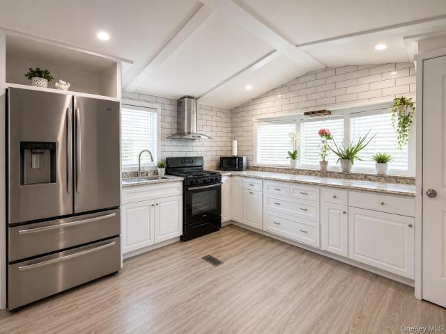 House for sale in Wainscott, New York