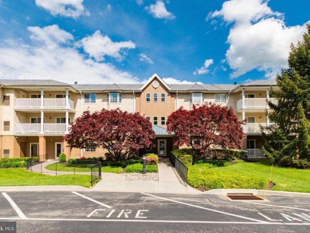Condo for sale in Chester, Pennsylvania