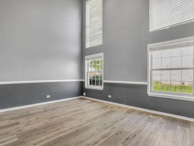 Condo for sale in Wauconda, Lake County