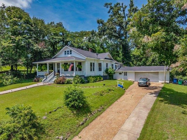 House for sale in Water Valley, Mississippi