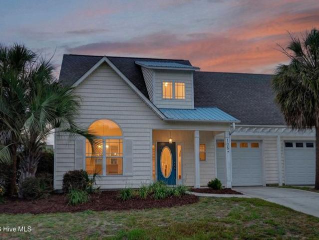 Townhouse for sale in Hampstead, North Carolina