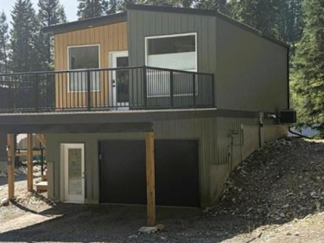 House for sale in Blairmore, Alberta