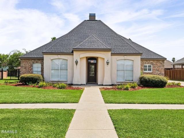 House for sale in Youngsville, Lafayette Parish