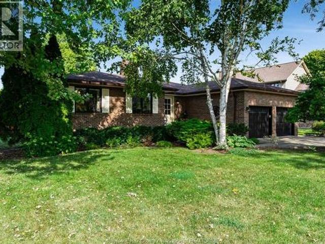 House for sale in Amherstburg, Ontario