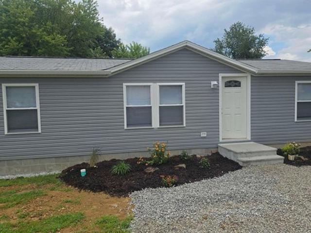 House for sale in Loogootee, Indiana