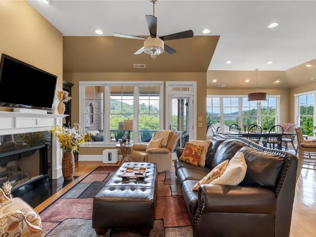 Townhouse for sale in Sunset Townhouse for sale in Sunset