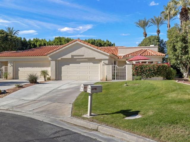 Condo for sale in Palm Desert, California