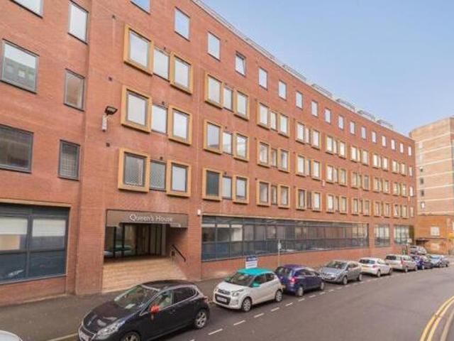 House for sale in Sheffield, South Yorkshire