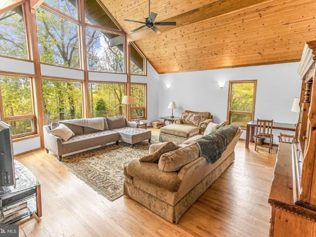 House for sale in Moler Crossroads, Shepherdstown