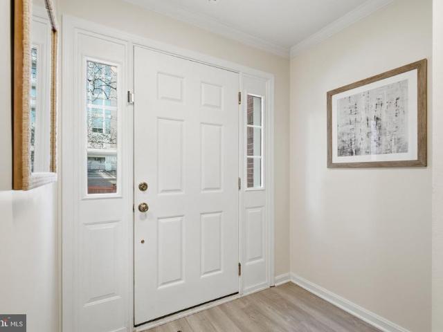 Townhouse for sale in Winter Hill, Falls Church