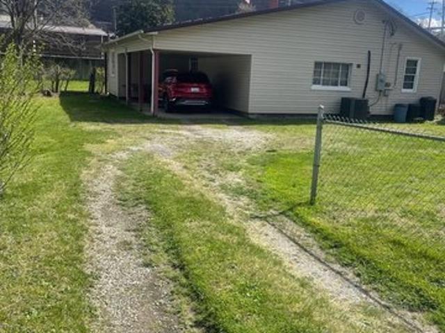 House for sale in Hazard, Kentucky