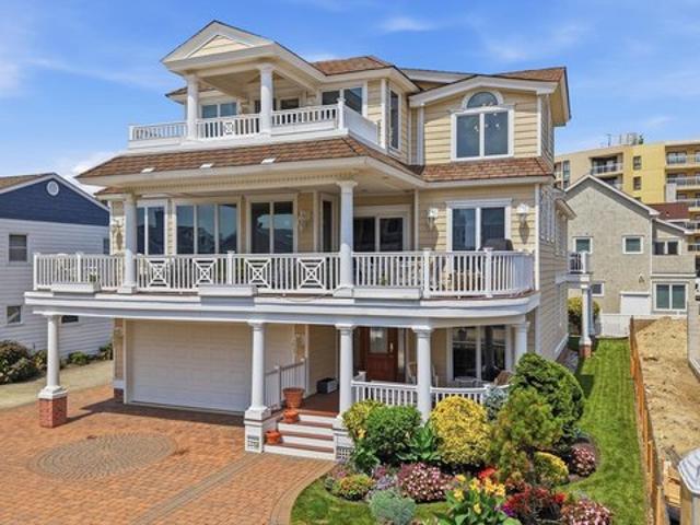 House for sale in Longport, New Jersey