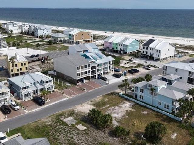 Townhouse for sale in Mexico Beach, Florida