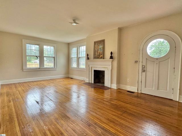 House for sale in Cherokee Forest, Easley