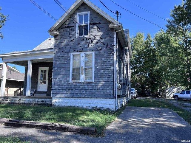 House for sale in Carbondale, Illinois