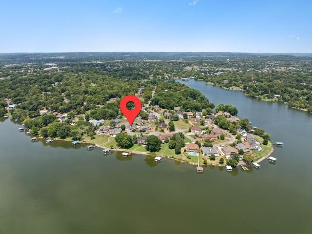 House for sale in Hendersonville