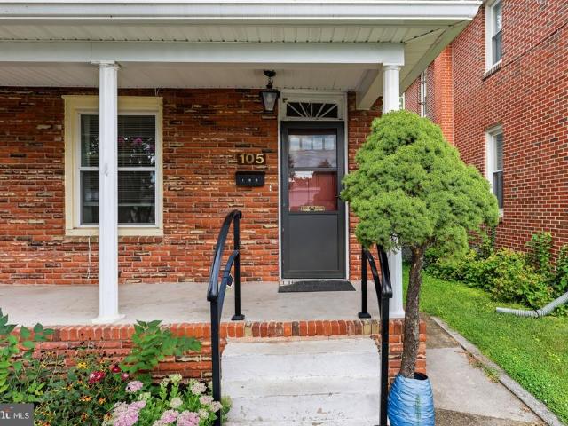 Townhouse for sale in Falling Waters, West Virginia