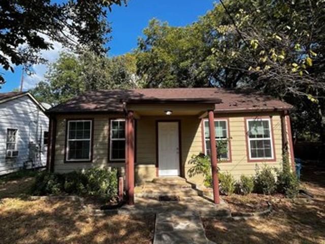 House for sale in Titus, Texas