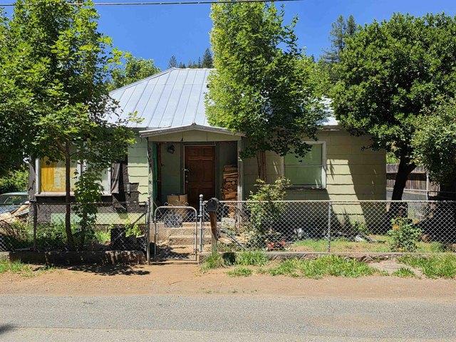 House for sale in Dunsmuir, California