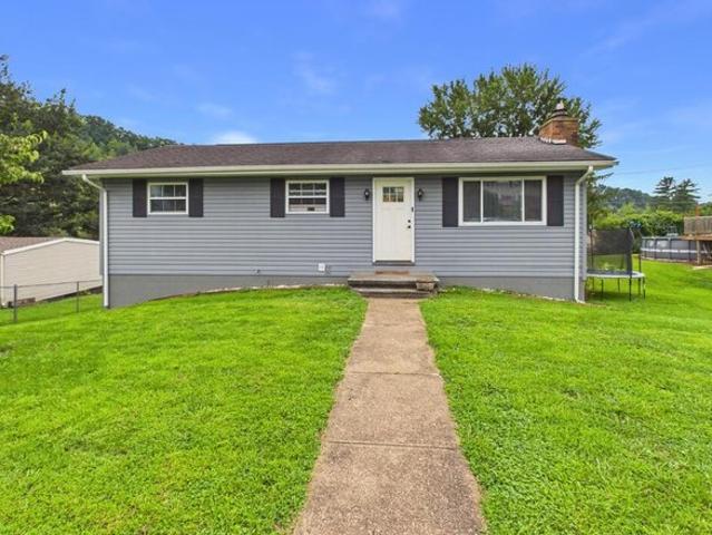 House for sale in Ellenboro, West Virginia