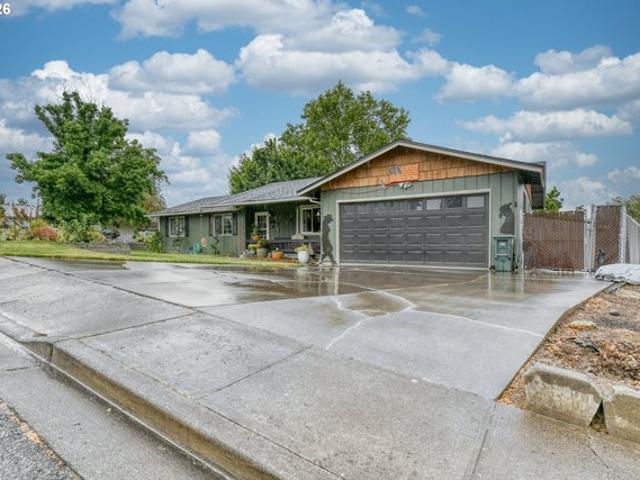 House for sale in Oregonia