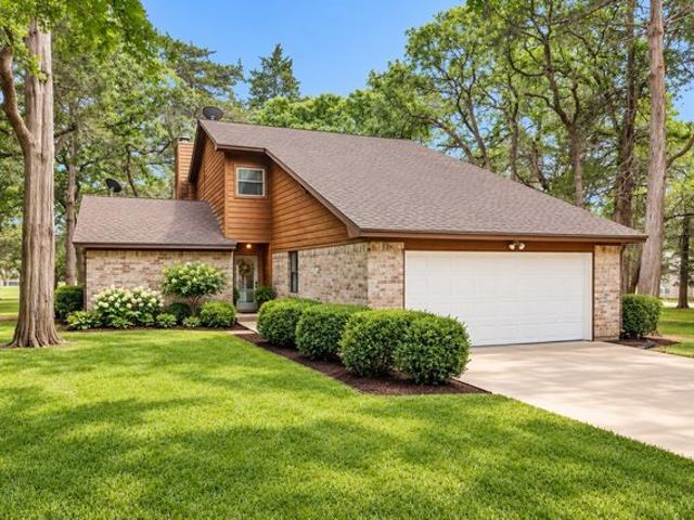 House for sale in New Ulm, Austin County