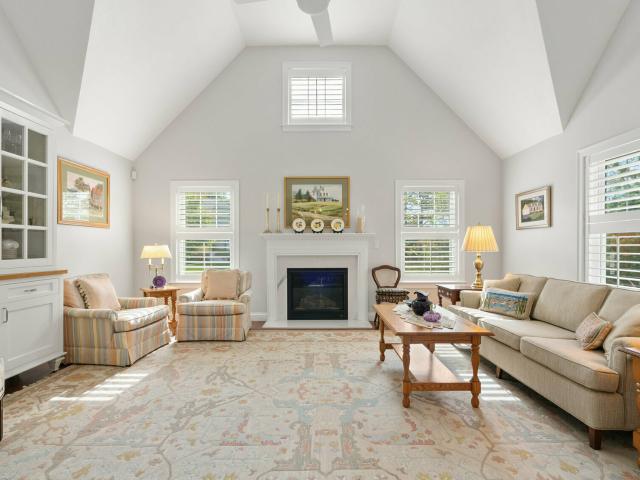 Townhouse for sale in Plymouth