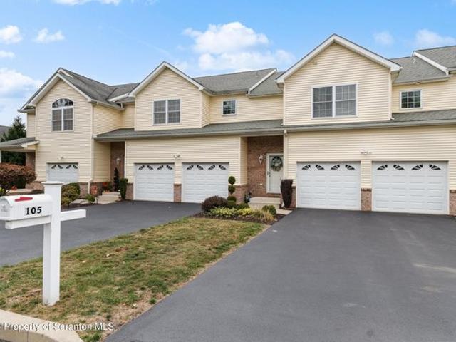 Condo for sale in Greenwood, Moosic