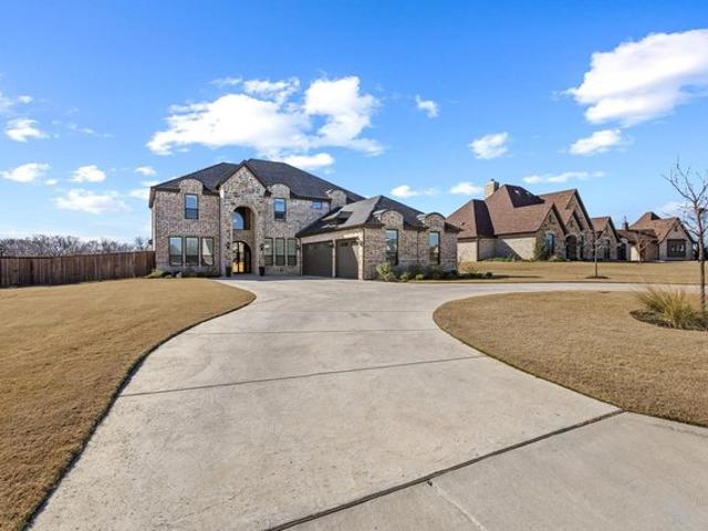 House for sale in Pottsboro, Texas