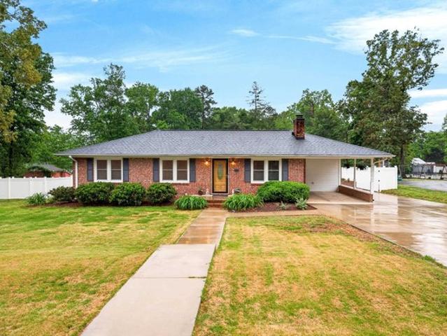 House for sale in Landrum, South Carolina
