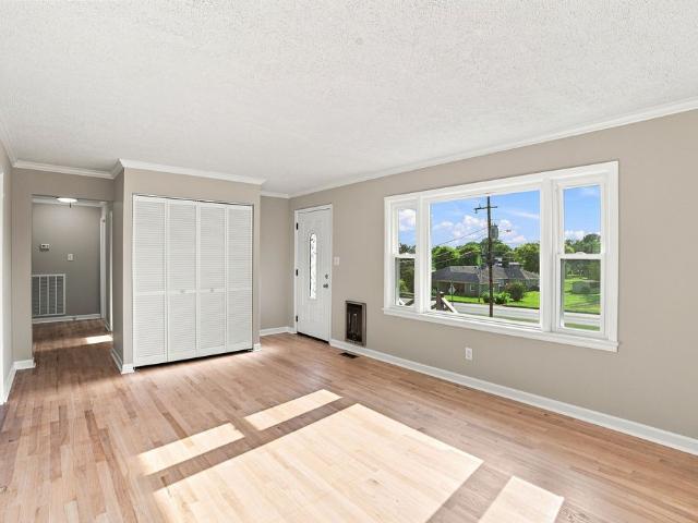 House for sale in Glendale Estates, Pulaski