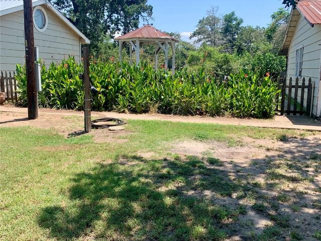 House for sale in Indian Lake, Smithville