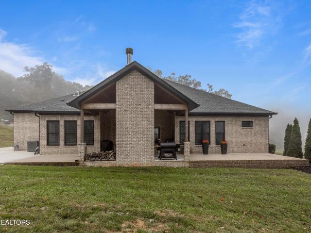 House for sale in Vistas at Harbor Club, Andersonville