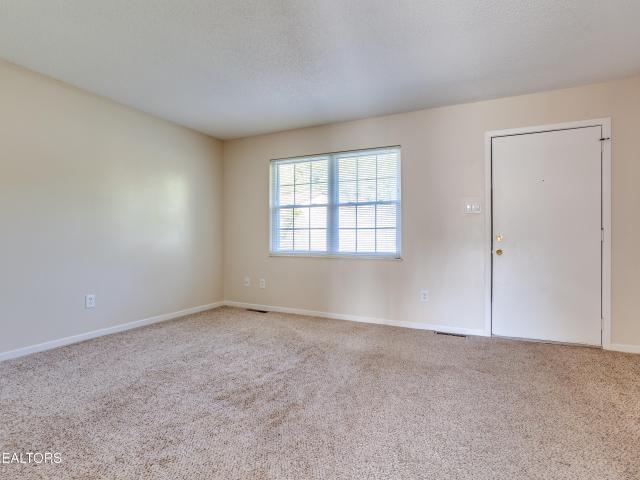 House for sale in Scarboro, Oak Ridge