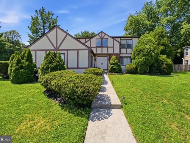 House for sale in Mount Laurel, New Jersey