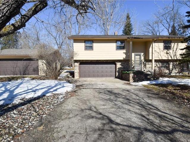 House for sale in Karlstad, Minnesota