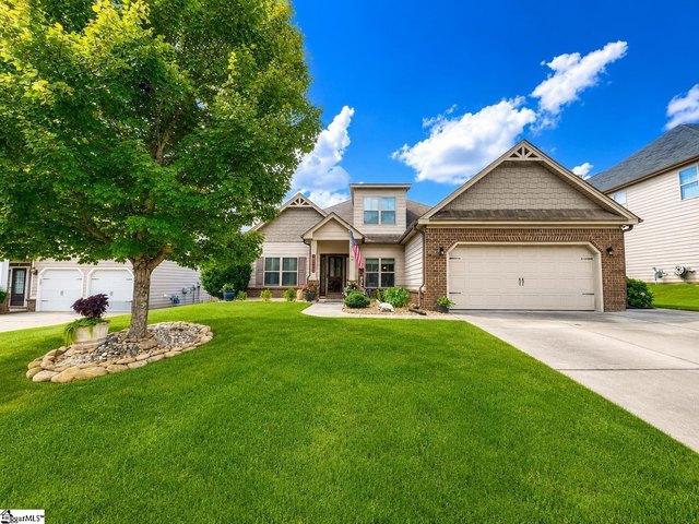 House for sale in Simpsonville, South Carolina