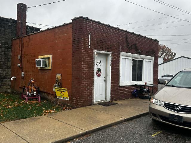 House for sale in Burlington, Indiana